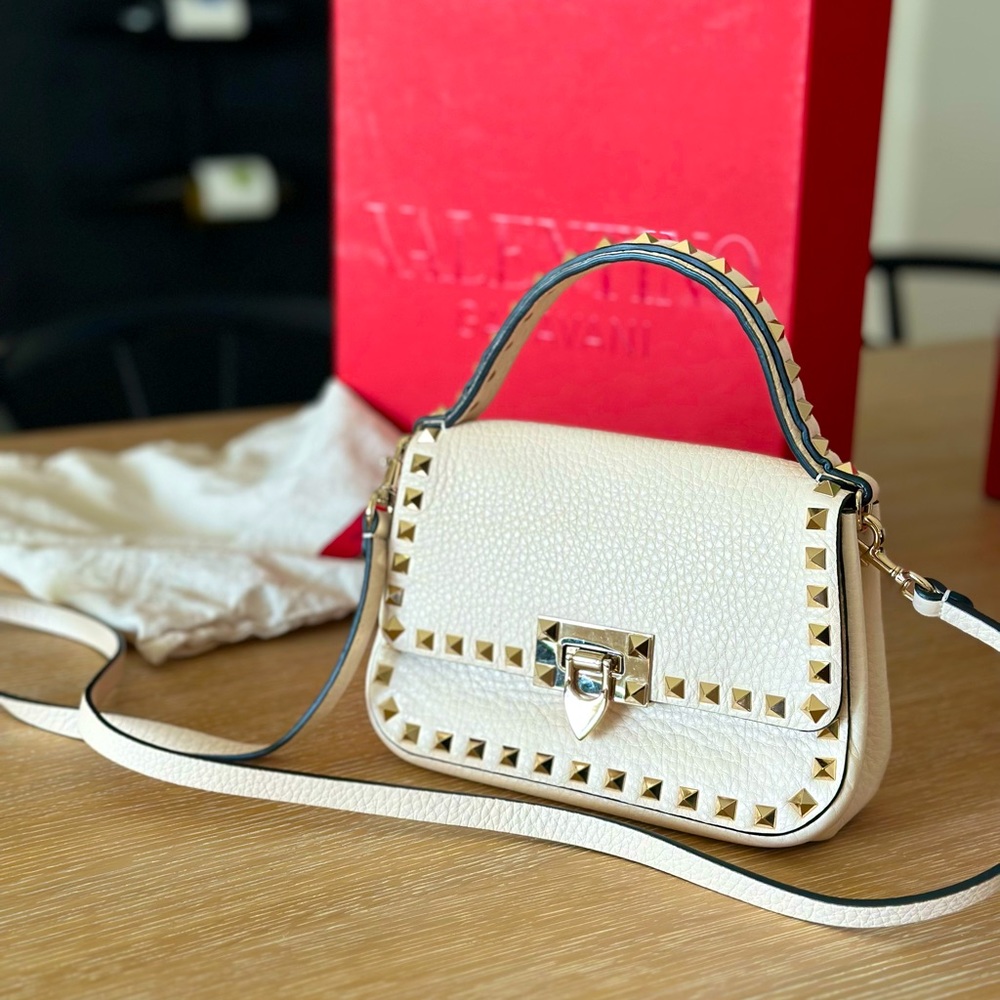 Valentino ROCKSTUD GRAINY CALFSKIN HANDBAG